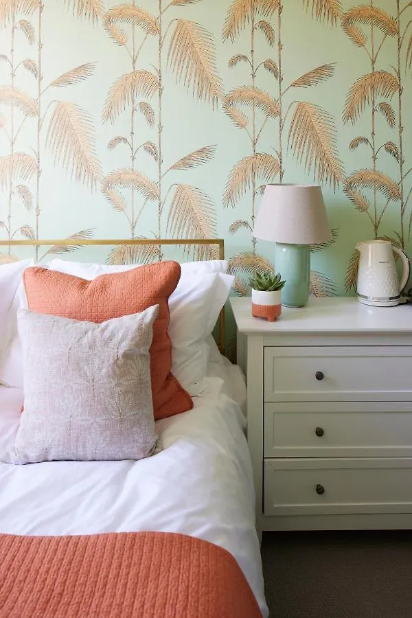 Lansdowne House Hove Bed & Breakfast