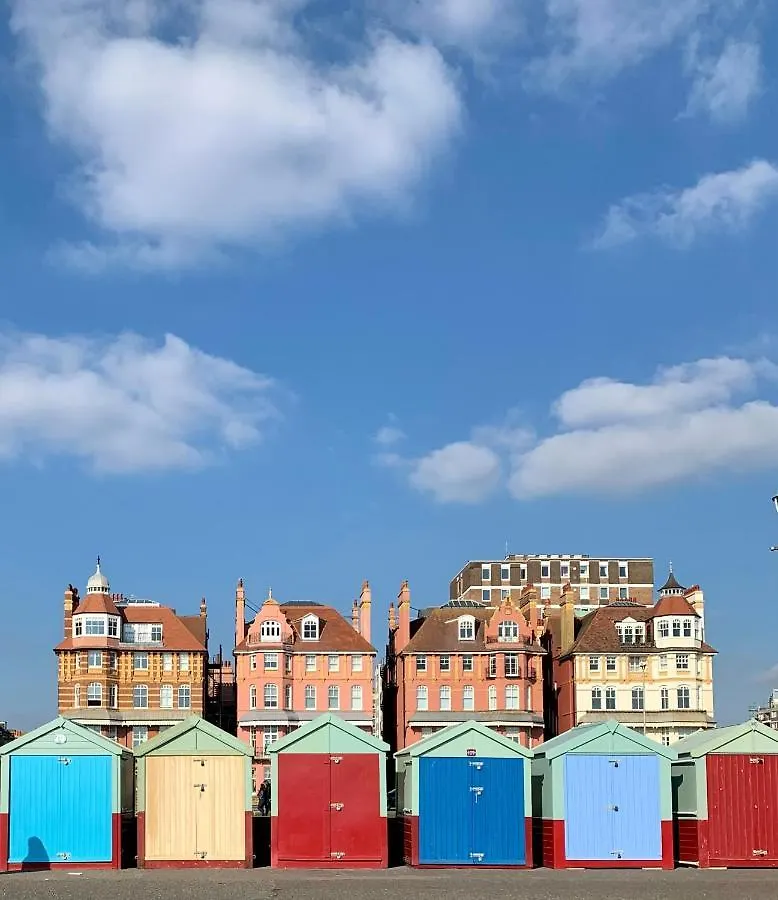 Lansdowne House Hove Bed & Breakfast  Brighton