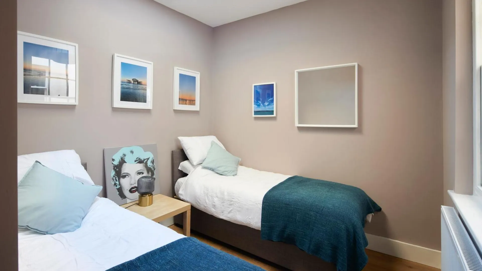 Lansdowne House Hove Bed & Breakfast